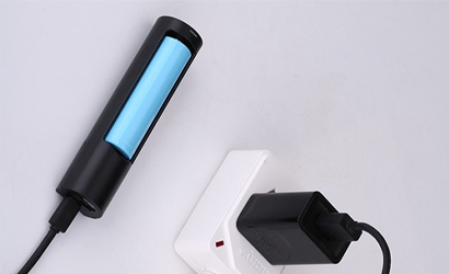 Flashlight manufacturer EDC flashlight battery