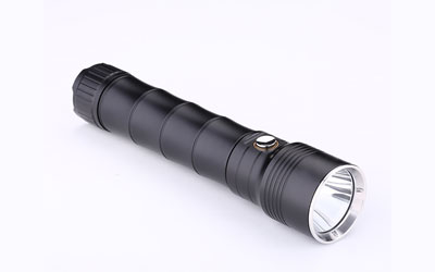 Utilizing LED Flashlights for Emergency Situations: Illuminating Safety in Times of Need